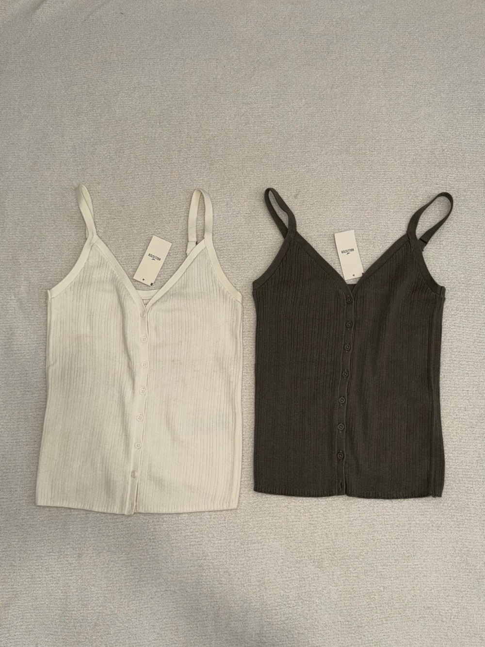 Hollister Knitted Tanks